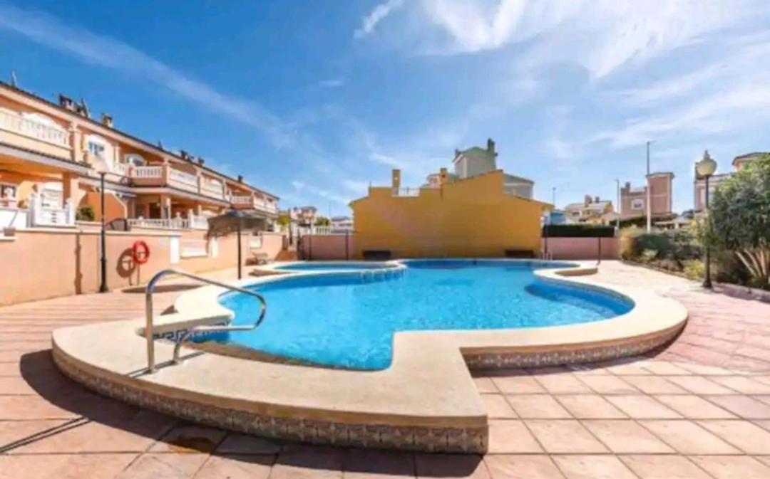 Bungalow Adaptado, Terraza Muy Grande Y Soleada. Gran Alacant Exterior photo